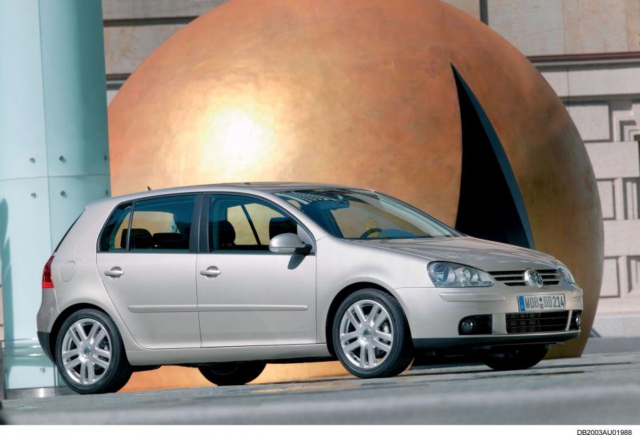  Volkswagen Golf 2004 года  (фото 127 из 170)
